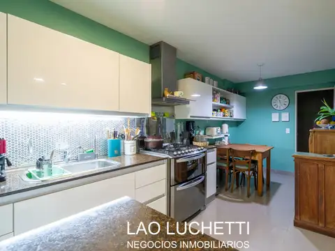 Departamento 4 ambientes con 3 baños