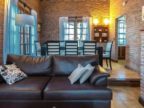 Casa en Alquiler Temporal en Centro, USD 4.700