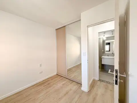 Venta. Departamento de 1 dormitorio con balcón y amenities - Martin, Rosario.
