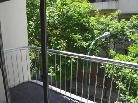 Juncal 2100, Piso 2