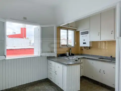 Departamento 5 ambientes con 2 baños