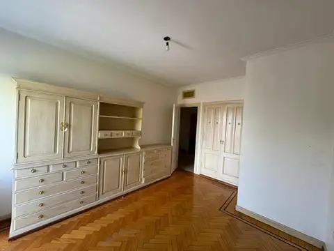 EXCELENTE RESIDENCIA EN VENTA