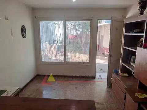 Casa en Venta en Villa Lynch, USD 50.000