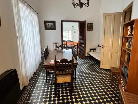 Venta Casa Terreno Parrilla Jardín Luján Permuta