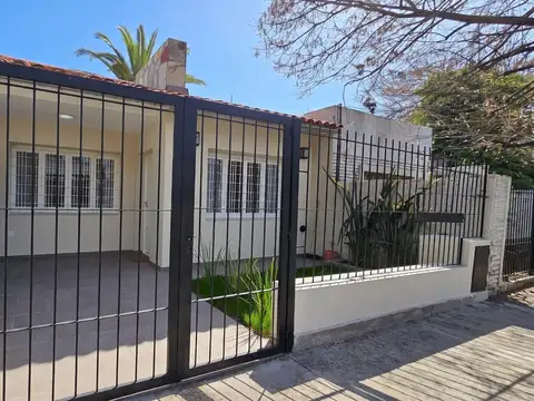 Depto Tipo Casa en Venta de 2 ambientes