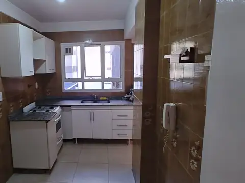 Departamento 4 ambientes con 2 baños