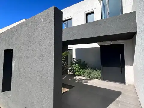 Casa con vista al Golf en El Cantón