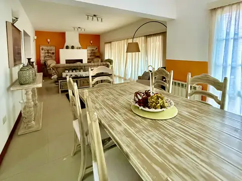Casa en Venta de 4 dormitorios