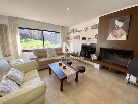 Casa en Alquiler Temporal en Pinares, USD 2.500