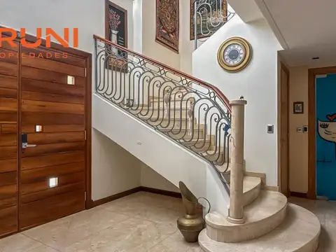 Casa en Venta al Este