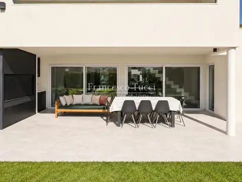 Casa en Venta en Weston, USD 370.000