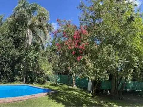 Casa en Venta con 1 cochera