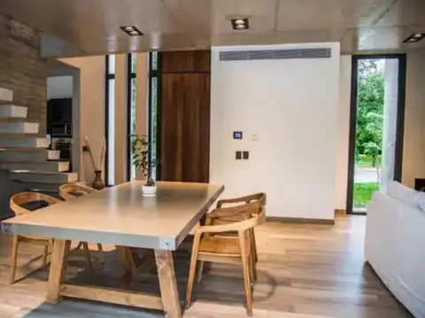 Casa en Venta en Los Puentes, USD 390.000
