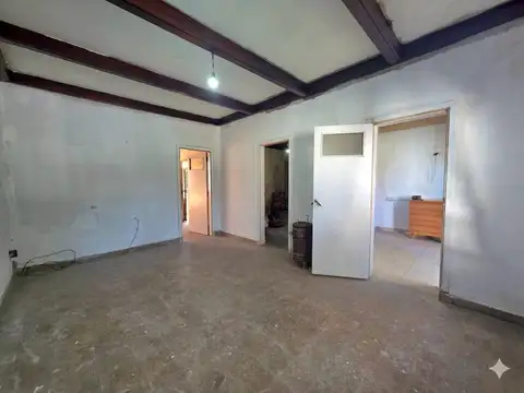 Casa en Venta con 7 cocheras