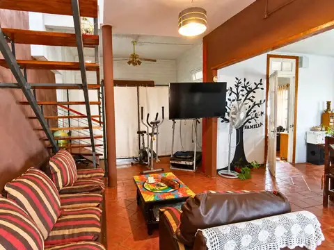 Casa en Venta con 1 cochera