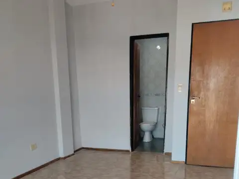 Departamento en Venta en Santos Lugares, USD 29.500