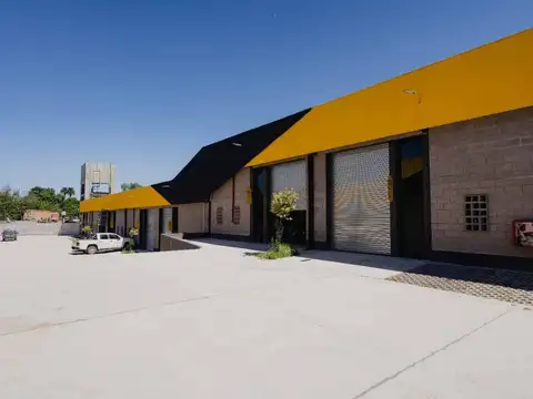 Avenida Solano Vera 100