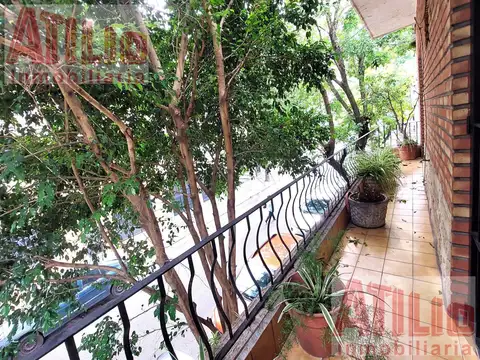Depto Tipo Casa en Venta de 5 ambientes