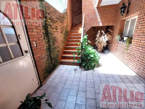 Depto Tipo Casa en Venta de 4 dormitorios