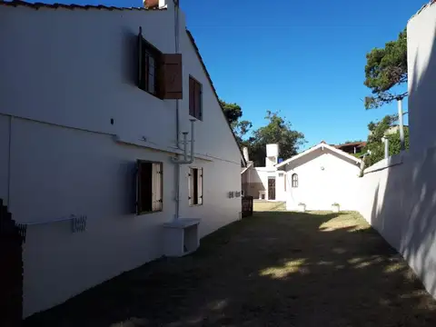 Oficina en Venta con 6 cocheras