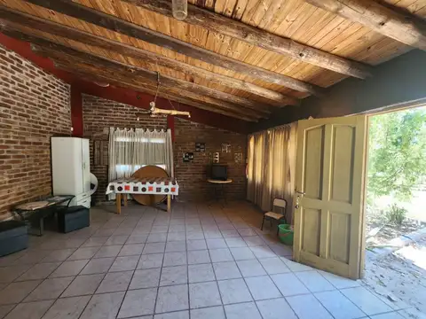 Calle Espejo Oeste 300