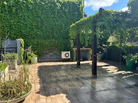 Casa en venta 3 ambientes con local en Palermo Hollywood