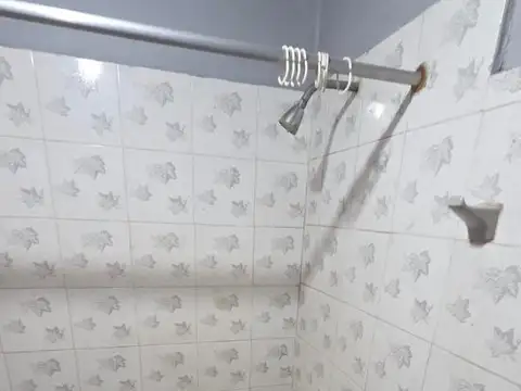 Depto Tipo Casa en Alquiler 40 años