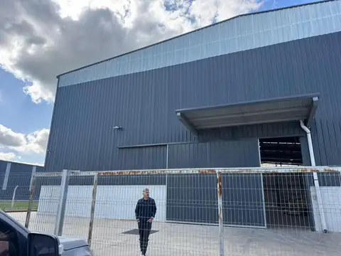 Polo Industrial Spegazzini Aut Eze Cañ Km 40 ALQUILER  2000mts cub