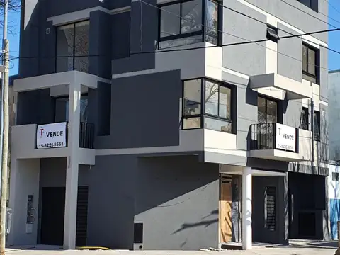 Espectacular Duplex De 3 Ambientes Con Cochera y Terraza A Estrenar en Monte Castro