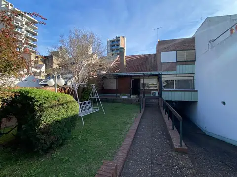 CASA EN ALQUILER - ARROYITO