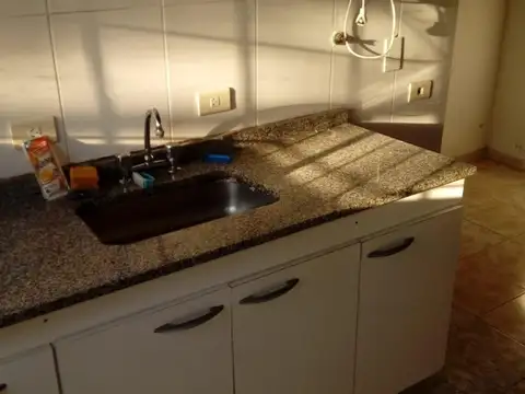Depto Tipo Casa en Alquiler de 3 ambientes