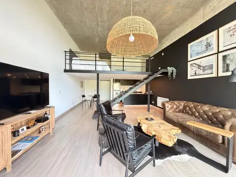 Studios Work & Live, Las Amapolas 475
