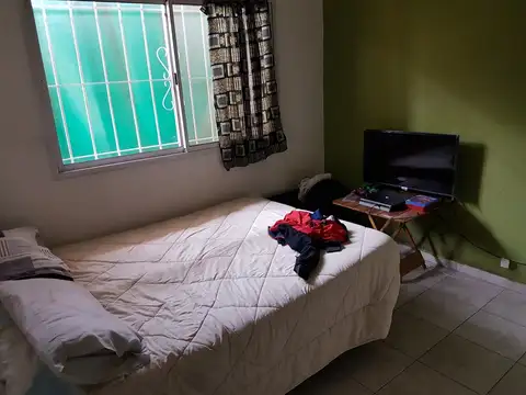 Depto Tipo Casa 2 ambientes con 1 baño