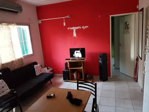 Depto Tipo Casa en Venta de 2 ambientes