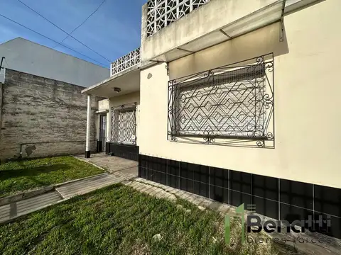 Depto Tipo Casa en Venta en Ramos Mejia, USD 68.000