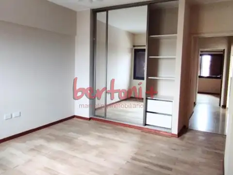 Departamento en Alquiler con 1 cocheras