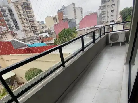 Departamento 3 ambientes con 2 baños