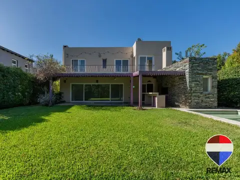 Casa en venta Santa Agustina Benavidez Apto Cred.