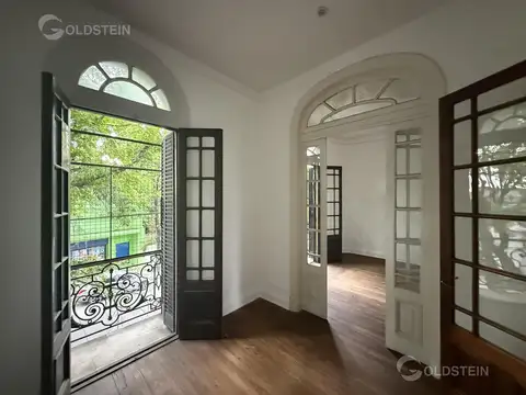 Depto Tipo Casa 5 ambientes con 2 baños