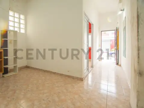 OPORTUNIDAD: Ideal Inversores - Propiedad Multifamiliar en Lomas del Mirador