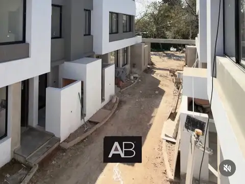 Duplex en venta en Bella Vista