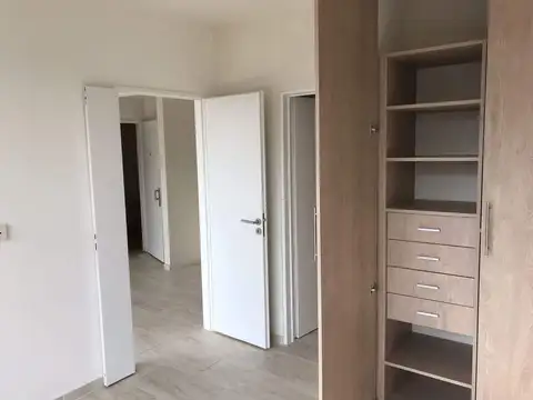 Departamento en Alquiler con 1 cocheras