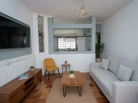 Casa interna con cochera en Guadalupe