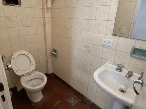 Local en Venta en Villa del Parque, USD 179.000