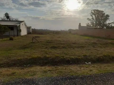 TERRENO EN ANDINO CON MEJORAS