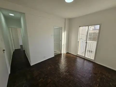 Venta 2 Amb Lateral Luminoso en Villa Crespo