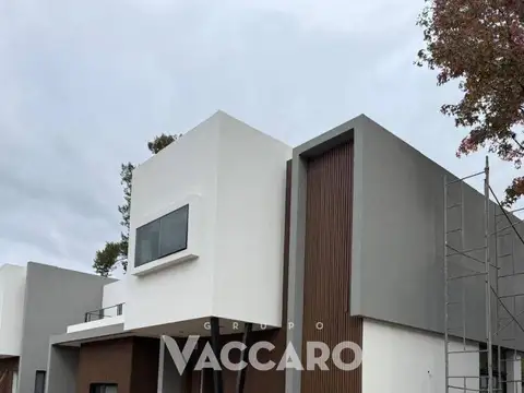 Depto Tipo Casa en Venta de 3 ambientes