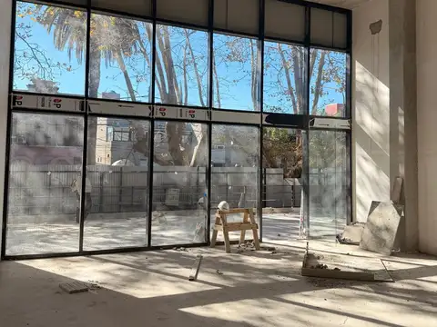 ALQUILER EXCELENTE LOCAL EN TIGRE CENTRO