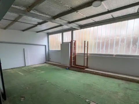 Alquiler Deposito Saavedra - Montacargas – Doble Altura – Sin Expensas