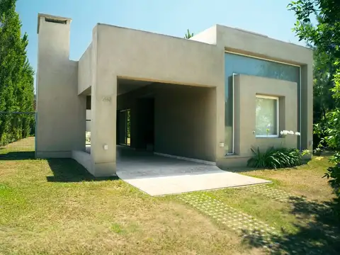 SE VENDE CASA 2 DORMITOR B LAS ROSAS VILLA NUEVA